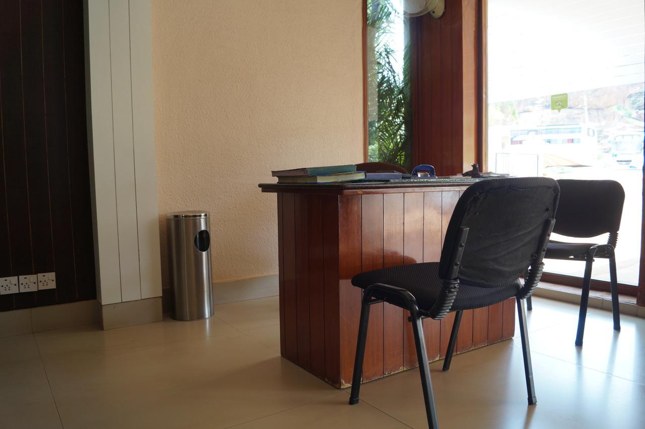 Hotel Badami Court Екстер'єр фото
