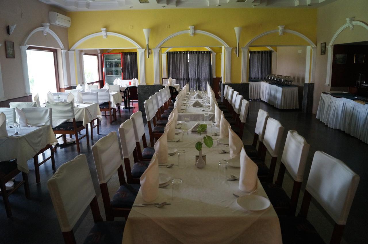 Hotel Badami Court Екстер'єр фото